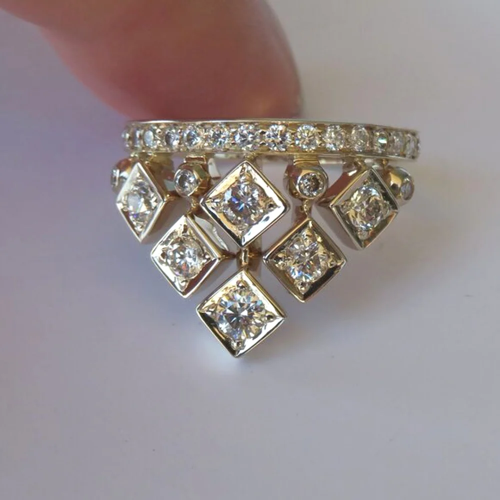 H Stern 18K Gold Diamonds King Ring 